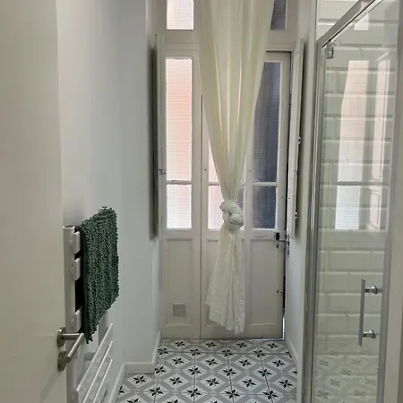Le Toulousain 001 - Calme En Rez-de-chaussee Avec Terrasse - Hypercentre, Quartier Jeanne D'arc Appartamento